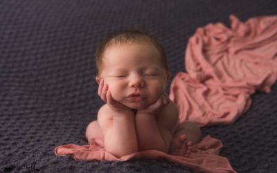 BEAUTIFUL BIG SISTER AND BABY GIRL